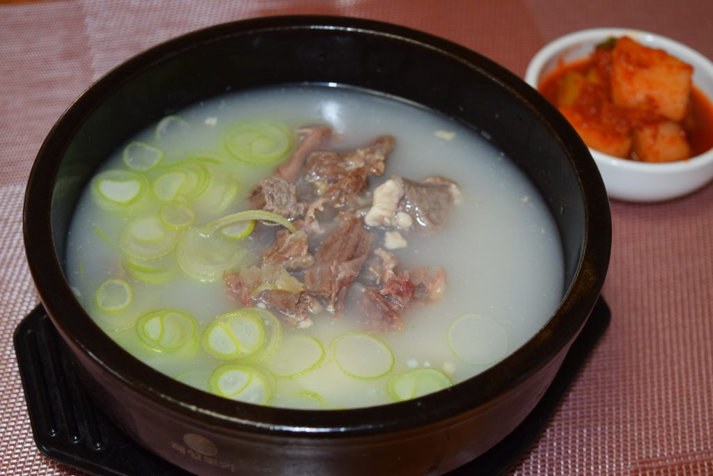 年間定番 凍 牛テール1kg-日本産 韓国コムタン 韓国鍋
